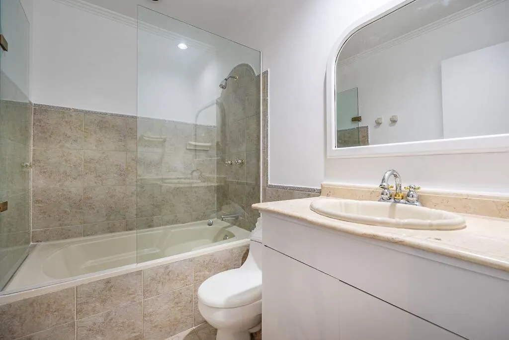 Villa Lake Mansion In Alto Palmas Pool Poblado 15Min Envigado