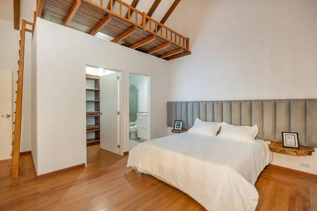 Lake Mansion In Alto Palmas Pool Poblado 15Min Envigado Villa